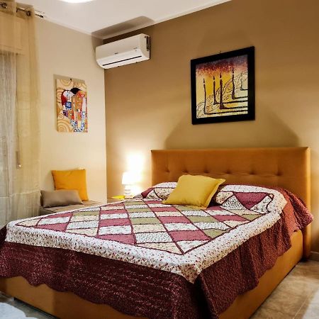 Casa Vacanze La Melagrana Modica Buitenkant foto