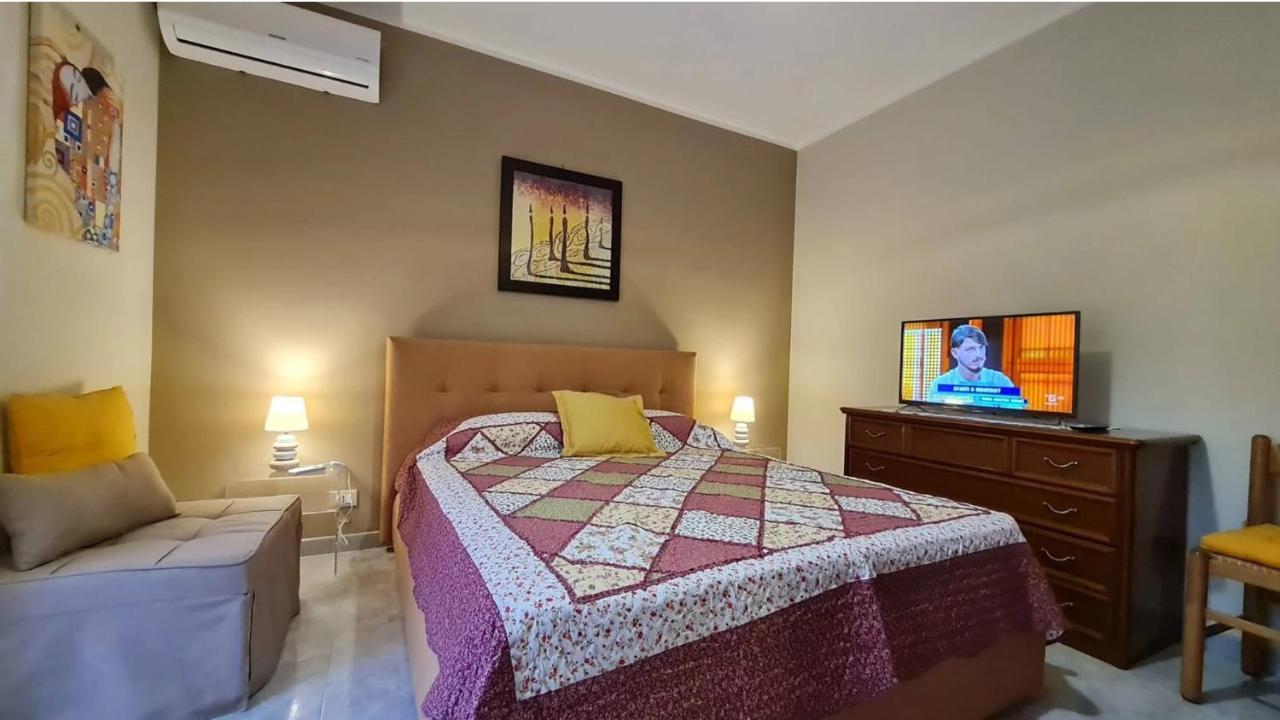 Casa Vacanze La Melagrana Modica Buitenkant foto