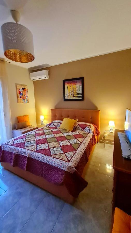 Casa Vacanze La Melagrana Modica Buitenkant foto